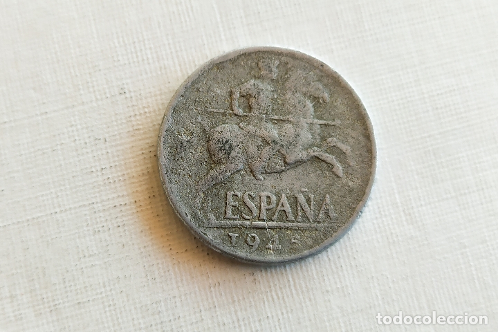 Monedas Franco: Moneda de 10 Centimos - 1945 - Foto 2