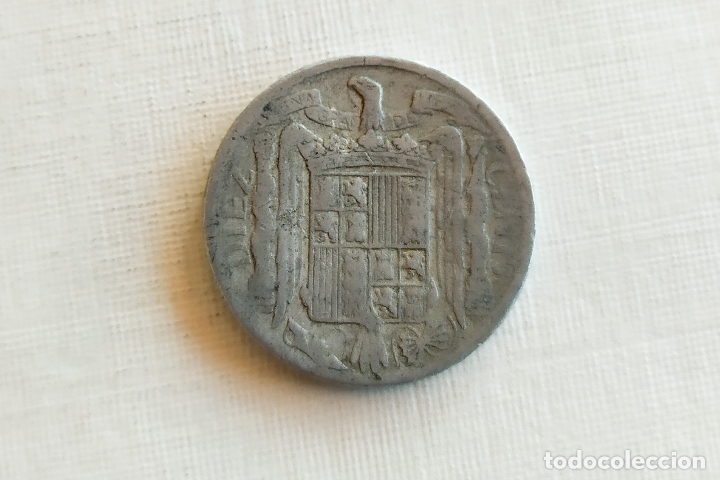 Monedas Franco: Moneda de 10 Centimos - 1945 - Foto 4