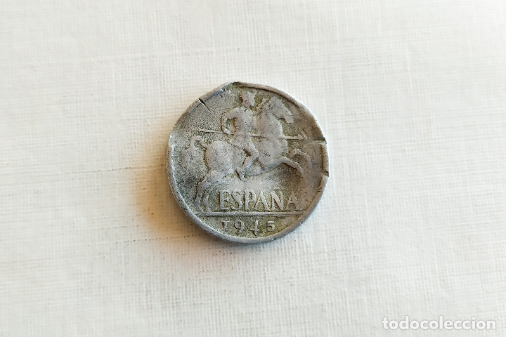 Monedas Franco: Moneda de 10 Centimos - 1945 - Foto 1