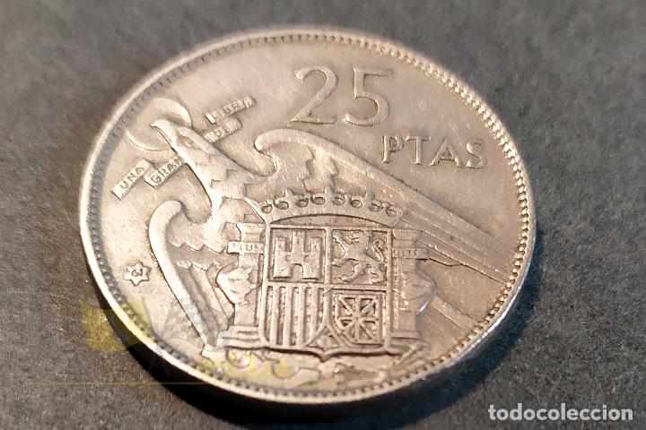 Monedas Franco: Moneda de 25 Pesetas - 1957 *61 - Foto 3