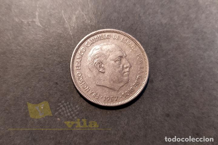 Monedas Franco: Moneda de 25 Pesetas - 1957 *61 - Foto 4