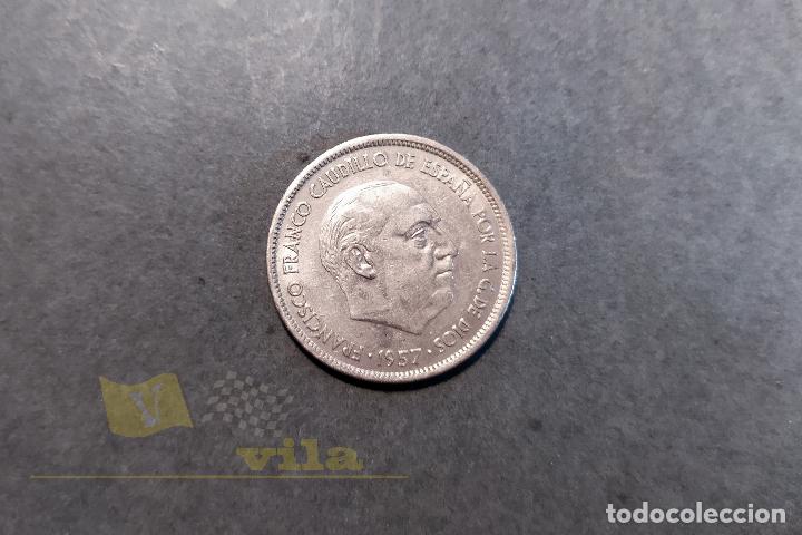 Monedas Franco: Moneda de 25 Pesetas - 1957 *66 - Foto 4