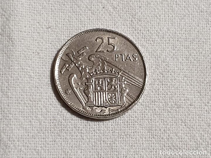Monedas Franco: 25 pesetas 1957 *68 - EBC/EF - Foto 1