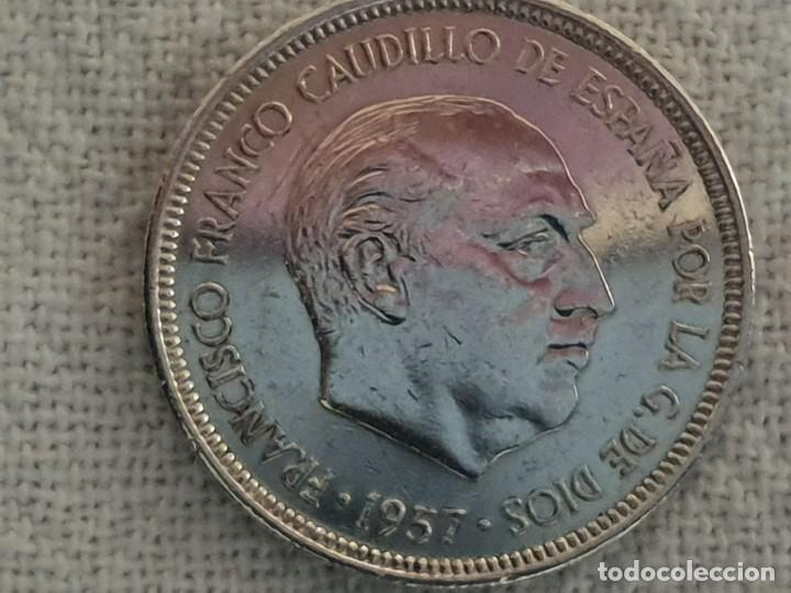 Monedas Franco: 5 pesetas 1957 *1973 - EBC/EF *73 - Foto 4