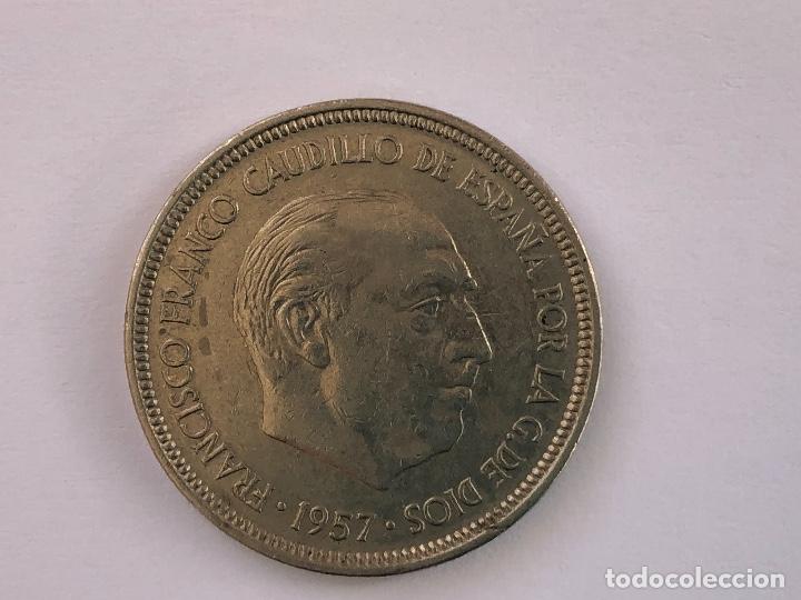 Monedas Franco: 5 pesetas 1957*75 - Foto 1