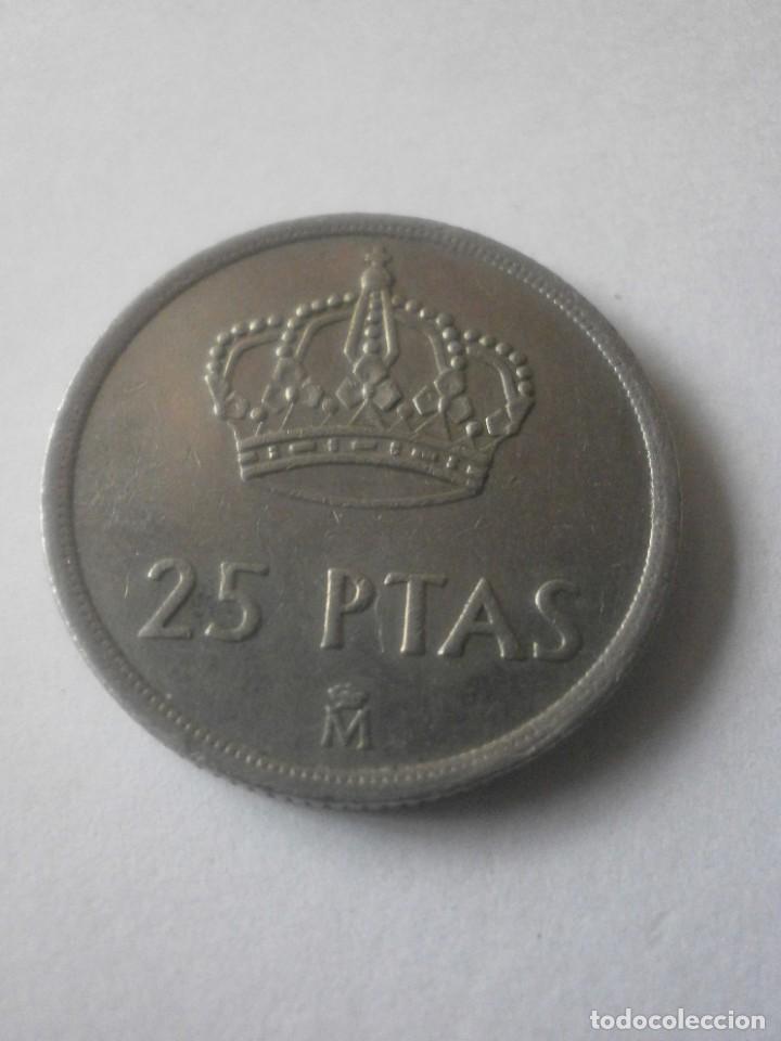 Monedas Franco: MONEDA 25 PESETAS 1982 (21) - Foto 2