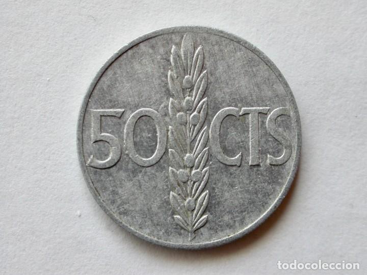Monedas Franco: MONEDA 50 C&Eacute;NTIMOS DE 1966 ESTRELLA 68 ? (15) - Foto 2