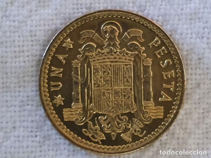 Monedas Franco: 1 peseta 1966 *68 - SC/BU - Foto 4