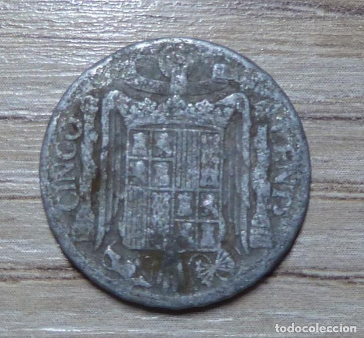 Monedas Franco: MONEDA 5 CENTIMOS 1940 - Foto 2