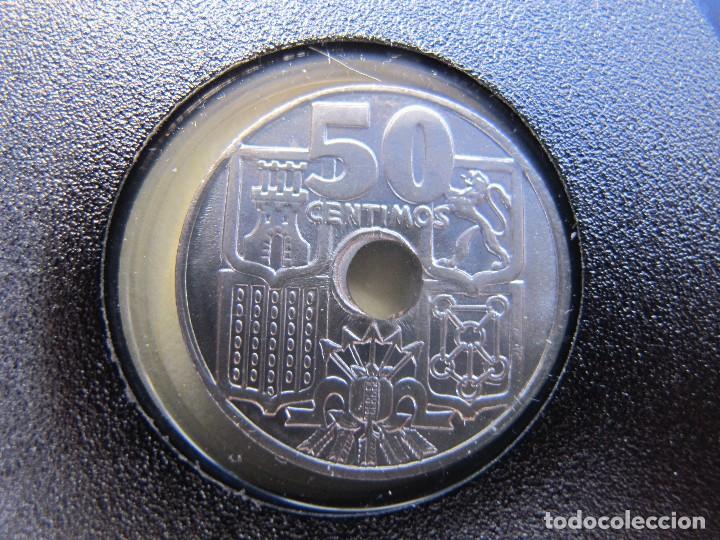 Monedas Franco: Moneda 50 c&eacute;ntimos de 1963 estrella 64 - Foto 2