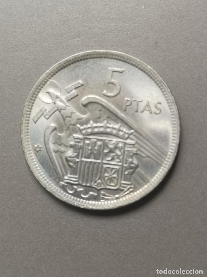 Monedas Franco: MONEDA DE 5 PESETAS 1957 SC **68** - Foto 2