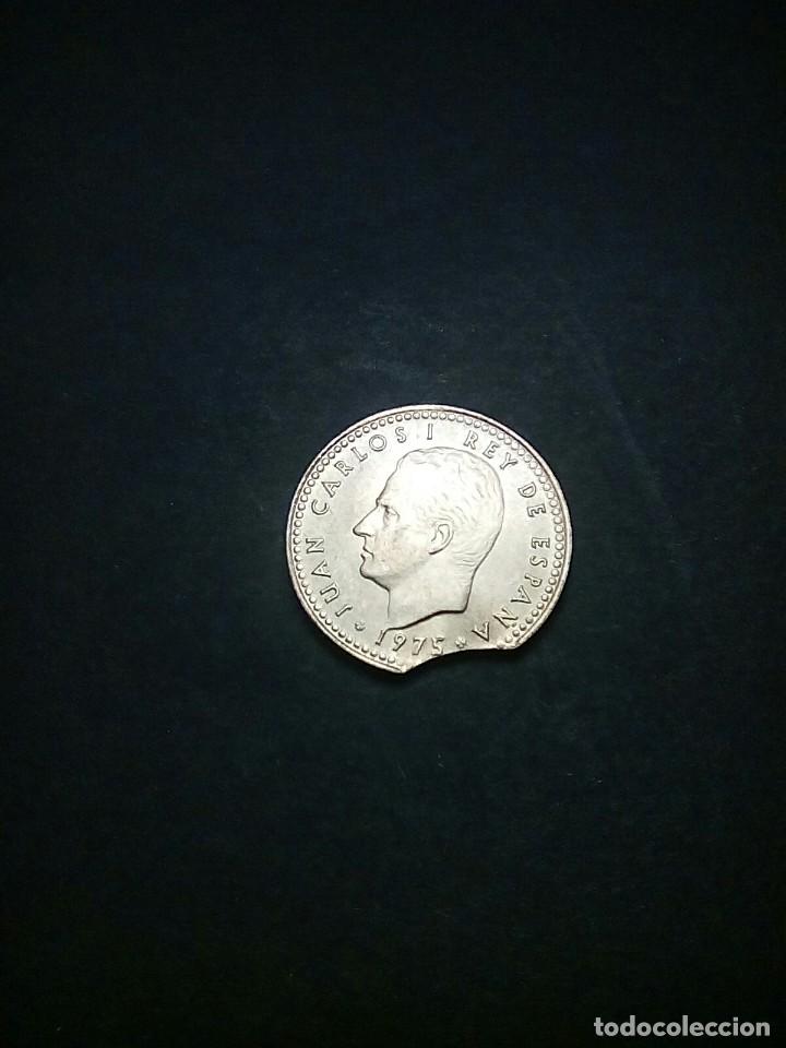 Monedas Franco: 1 PESETA CON ERROR 1975*77 DE CARTUCHO VARIANTE SEGMENTADA CURVA