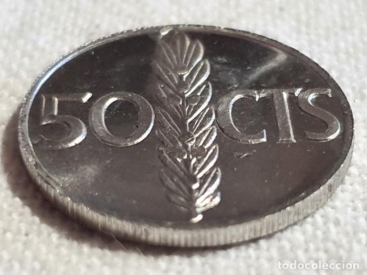 Monedas Franco: 50 c&eacute;ntimos 1966 *68 - SC/BU - Foto 4