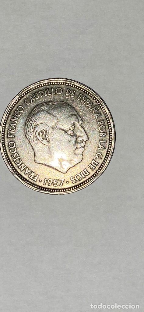 Monedas Franco: MONEDA DE 50 PESETAS 1957 *60 - Foto 2