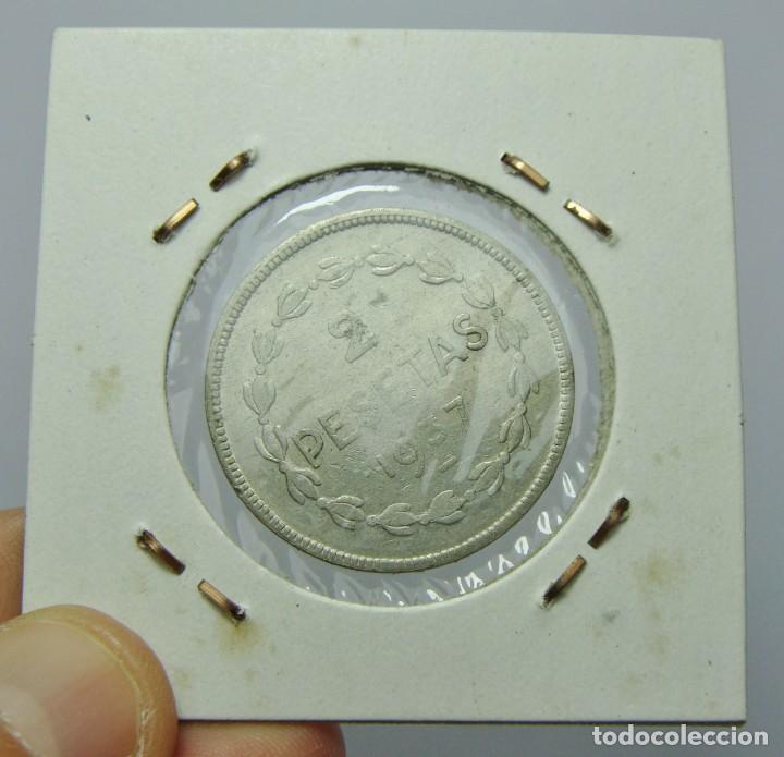 Monedas Franco: 2 Pesetas. Gobierno de Euskadi. 1937. - Foto 3