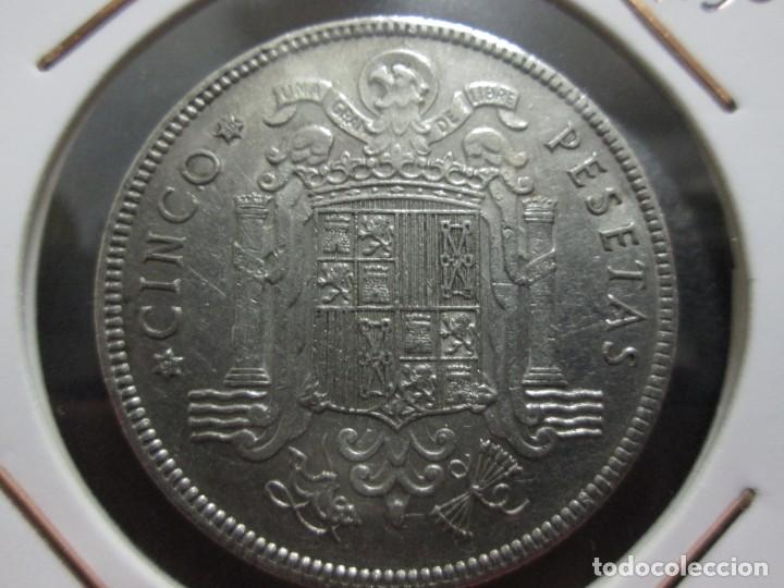 Monedas Franco: 5 pesetas 1949 estrella 50 - Foto 1
