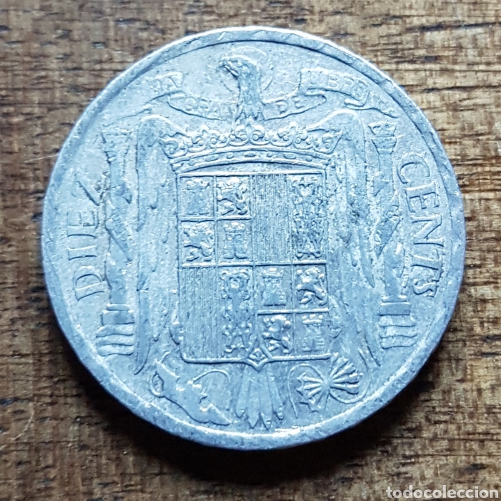 Monedas Franco: Bonitos 10 centimos 1953 MBC - Foto 2