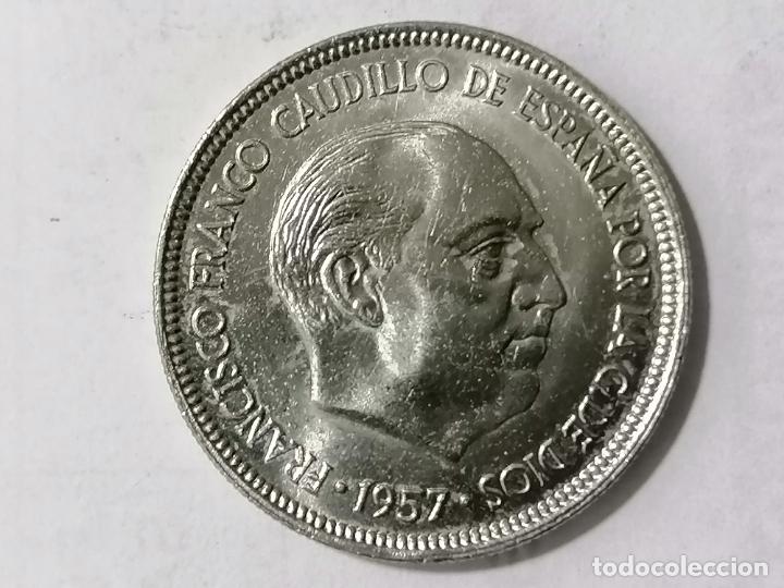Monedas Franco: MONEDA 5 PTAS, 1957, ESTRELLA 75 - Foto 3