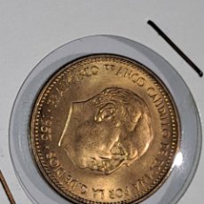 Monedas Franco: MONEDA 2.50 PTAS. FRANCO 1953, ESTRELLA 56, PRACTICAMENTE NUEVA.. Lote 228173916