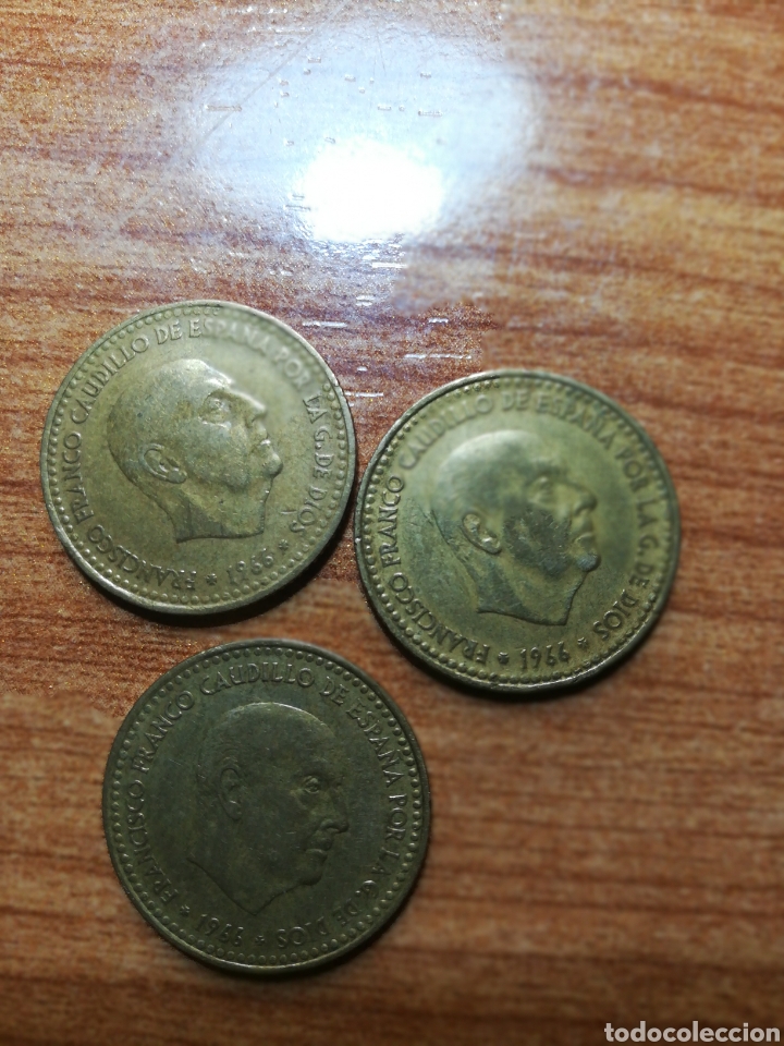Monedas Franco: 3 monedas de 1 pts. Gobierno de Espa&ntilde;a 1966 - Foto 2