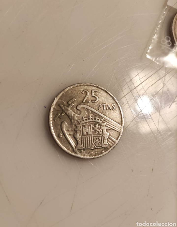 Monedas Franco: Moneda 25 pesetas 1957 *64 - Foto 1
