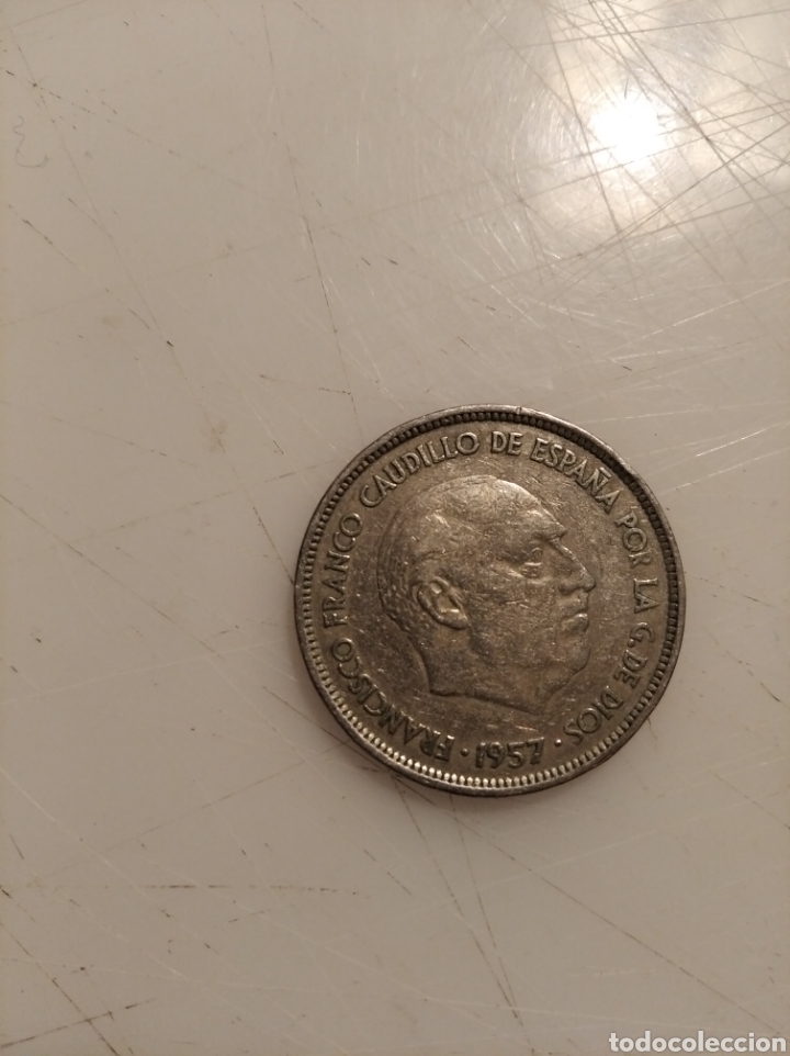Monedas Franco: Moneda 25 pesetas 1957 *64 - Foto 2