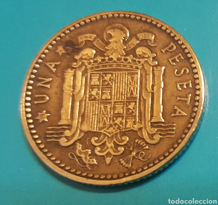 Monedas Franco: MONEDA DE UNA PESETA 1963 *67 - Foto 2