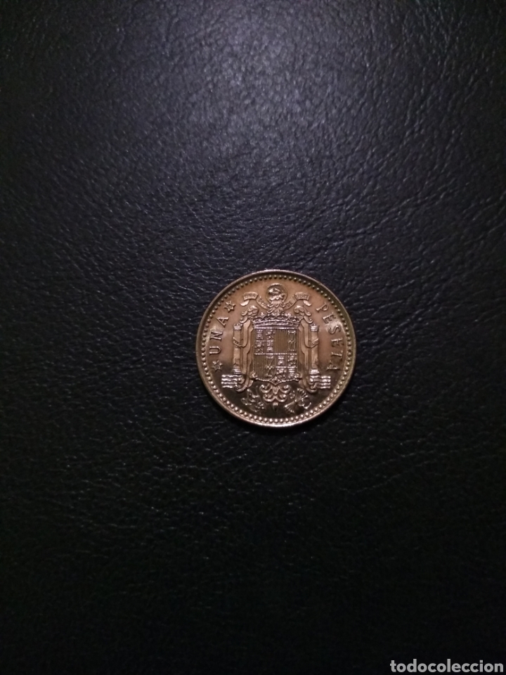 Monedas Franco: Moneda 1 peseta 1966 *19-75 - Foto 1