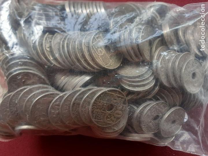 Monedas Franco: Lote de 317 monedas de 50 c&eacute;ntimos del agujero