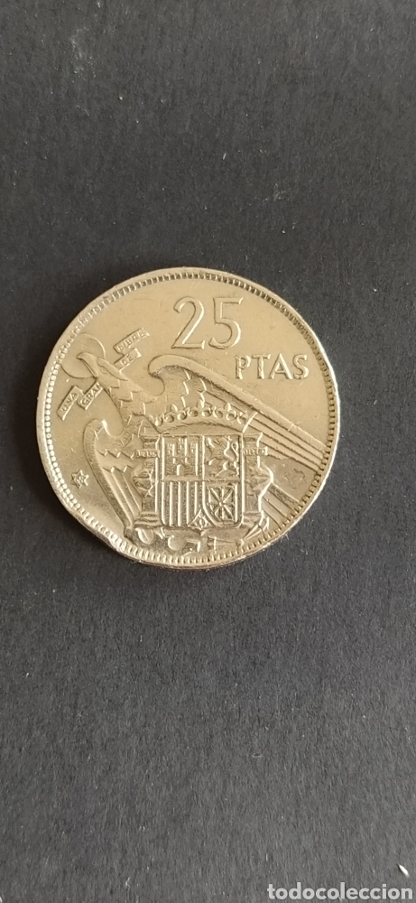 Monedas Franco: 25 pesetas de 1957 *68 - Foto 3