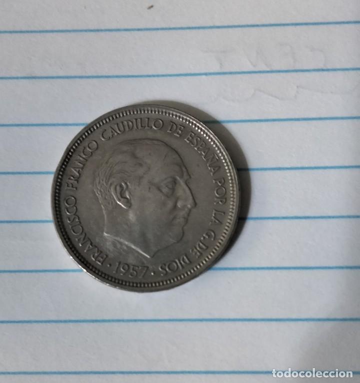 Monedas Franco: 50 pesetas 1957 - Foto 2