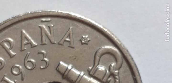 Monedas Franco: Moneda de 50 c&eacute;ntimos. A&ntilde;o 1963. Estrella del 65. EBC - Foto 4