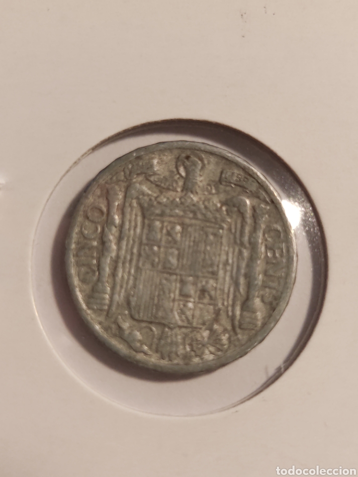 Monedas Franco: 240) Moneda 5 c&eacute;ntimos 1945 - Foto 2