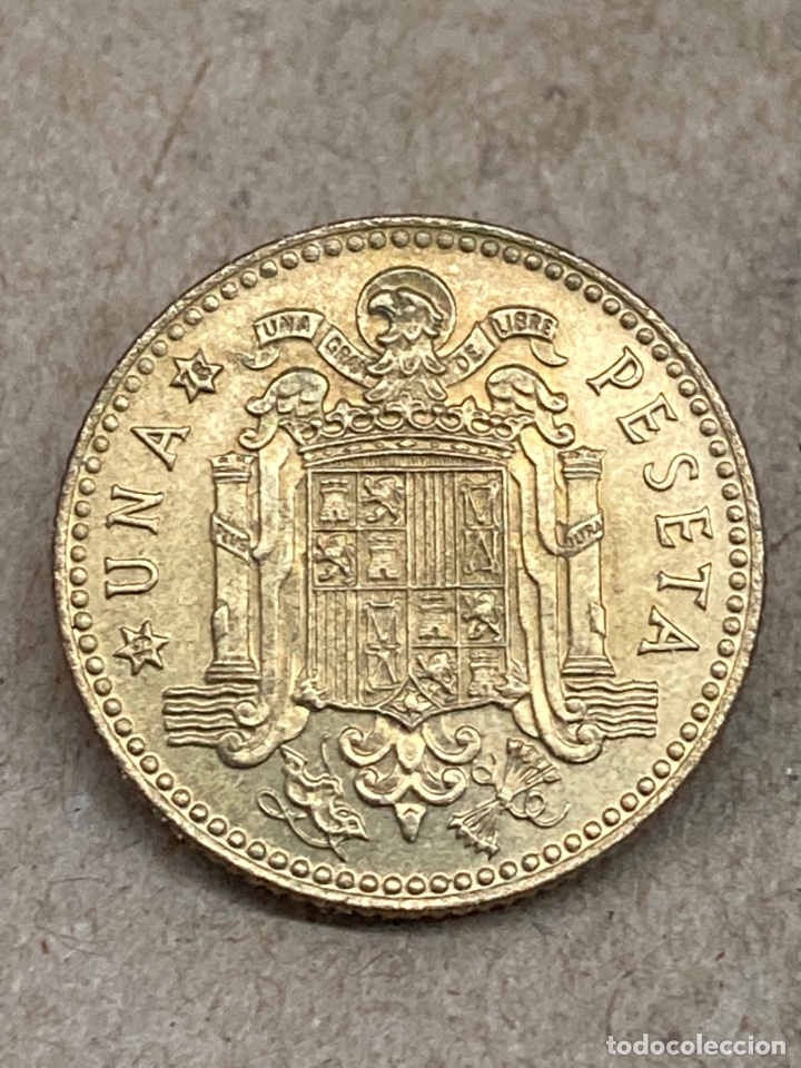 Monedas Franco: Moneda de una peseta 1975 E78 - Foto 1