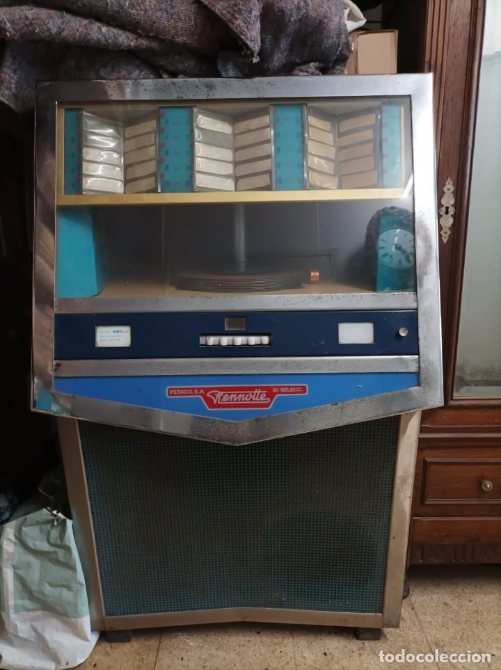 Monedas Franco: M&aacute;quina de m&uacute;sica de monedas - Foto 1