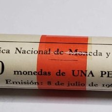 Monedas Franco: CARTUCHO FABRICA NACIONAL MONEDA Y TIMBRE DE 50 MONEDAS 1 PESETA DE 1966 ESTRELLA 73. Lote 310146083