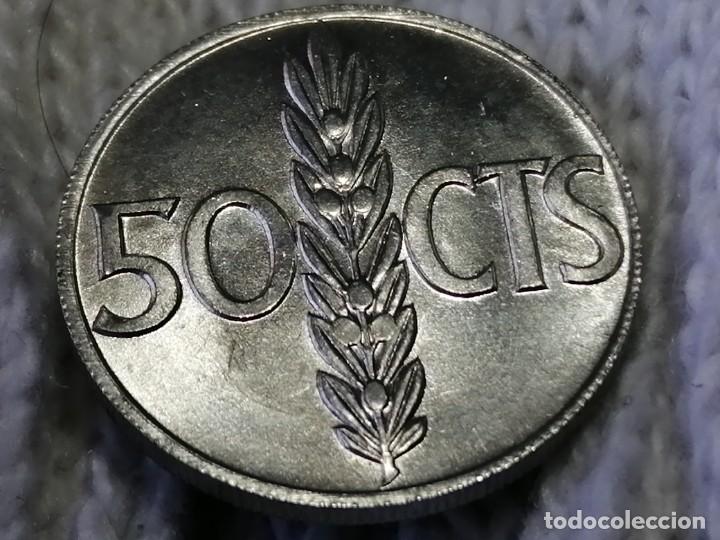 Monedas Franco: 50 CENTIMOS 1966 / 68. SC. - Foto 2