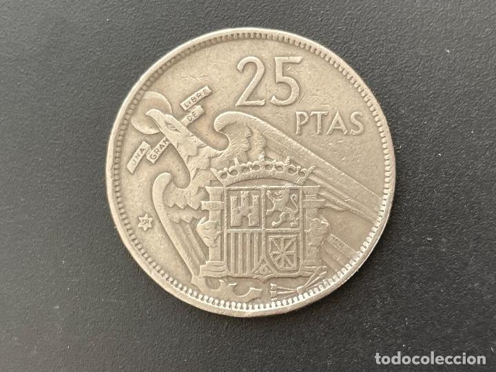 Monedas Franco: 25 pesetas 1957*58 - Foto 2