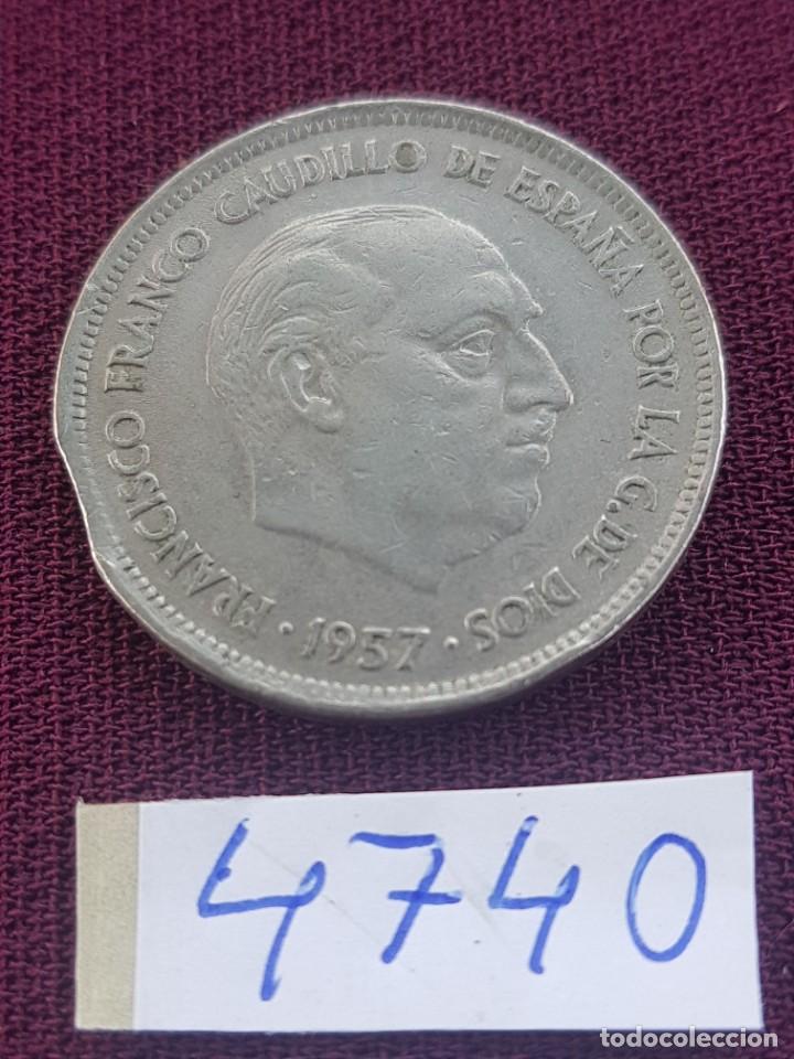 Monedas Franco: Error Estado Espa&ntilde;ol,25 pesetas 1957. Segmentada - Foto 2