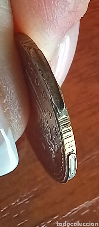Monedas Franco: Moneda de 1 peseta de 1966 * 72 con error - Foto 4