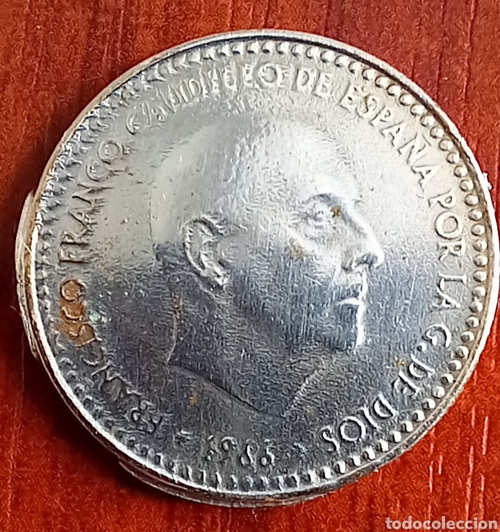 Monedas Franco: Moneda de 1 peseta de 1966 * 72 con error - Foto 1