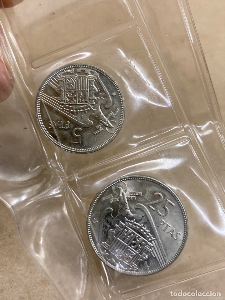 Monedas Franco: 2 monedas de 25,5 pesetas 1957 E68 - Foto 2