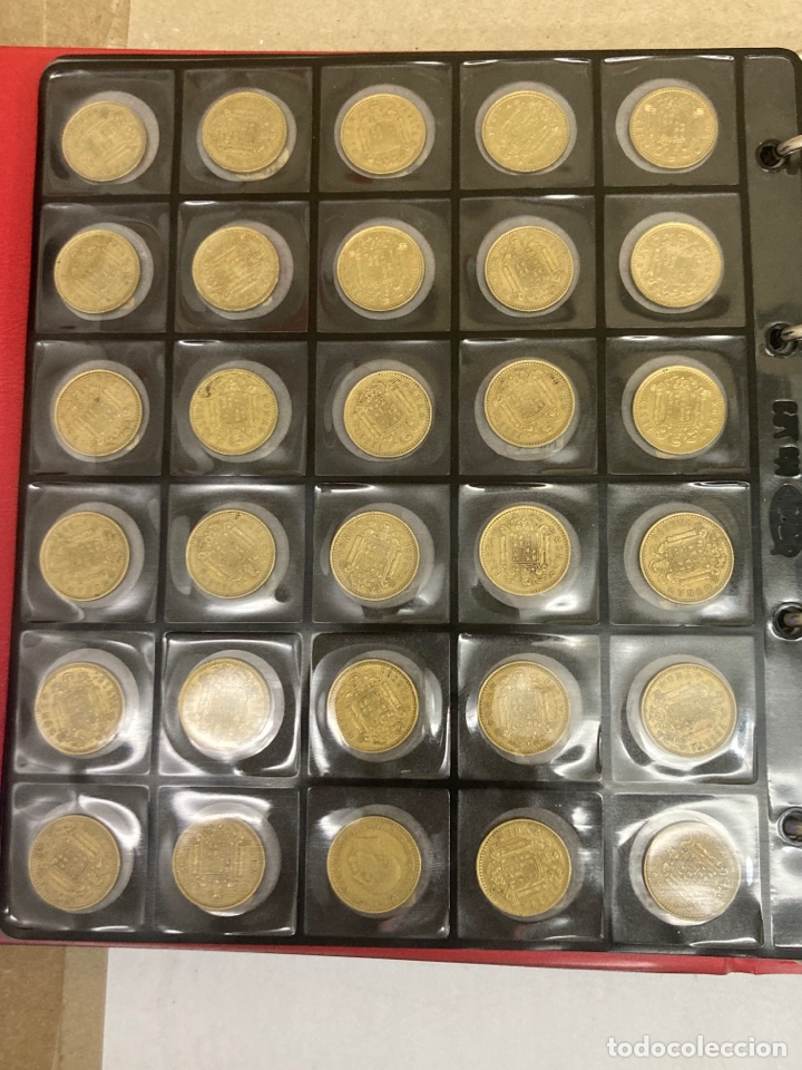 Monedas Franco: 30 monedas de una peseta 1966 E72 - Foto 5