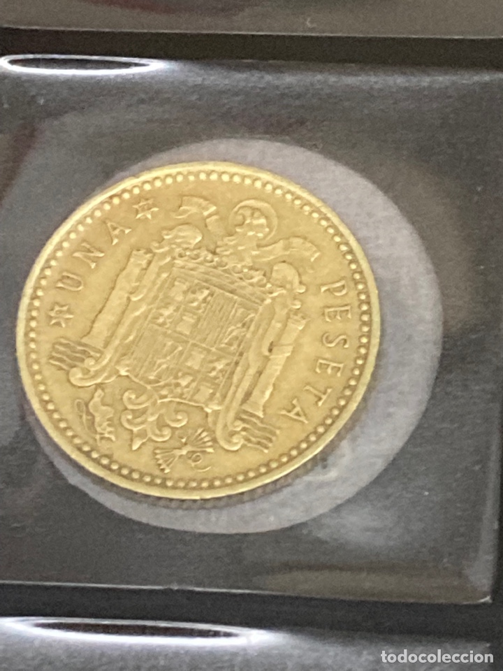 Monedas Franco: 30 monedas de una peseta 1966 E72 - Foto 6