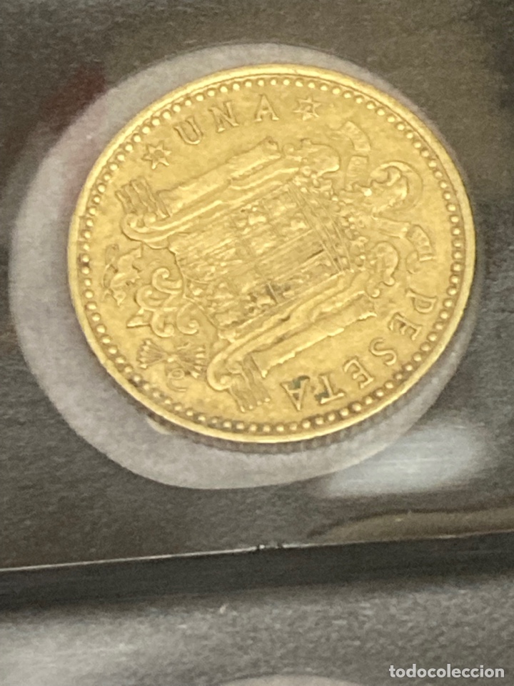 Monedas Franco: 30 monedas de una peseta 1966 E72 - Foto 8