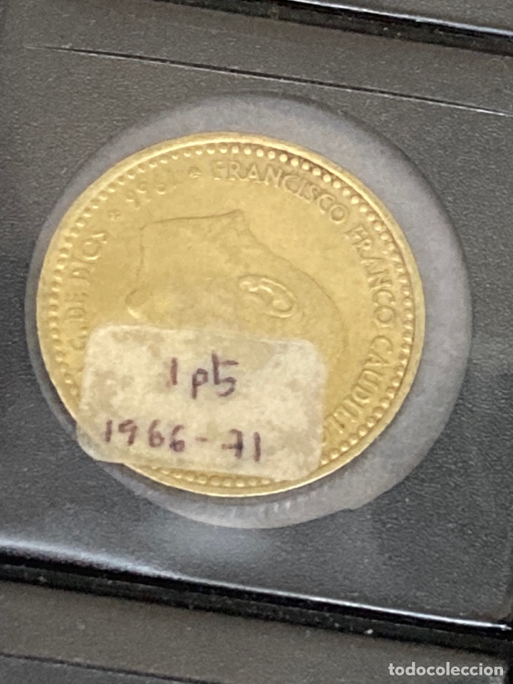 Monedas Franco: 30 monedas de una peseta 1966 E71 - Foto 4