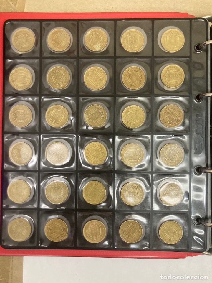 Monedas Franco: 30 monedas de una peseta 1966 E67 - Foto 5