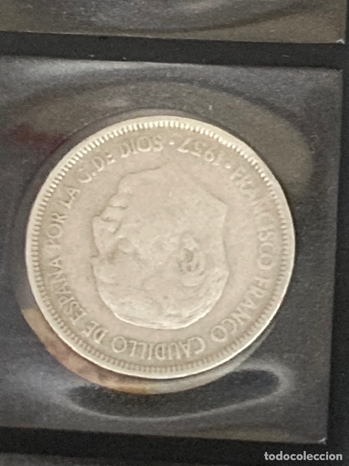 Monedas Franco: 28 monedas de cinco pesetas Grabados 1957 E70 E59 E69 E65 E64 E62 E68 E67 - Foto 6