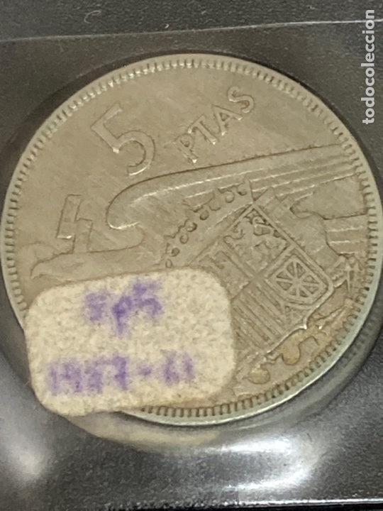 Monedas Franco: 29 monedas de cinco pesetas 1957 E61 E62 E64 E65 E66 - Foto 2