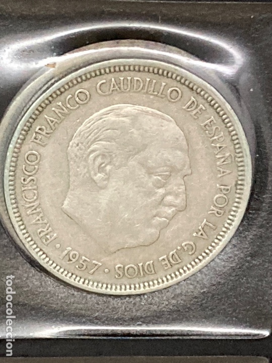 Monedas Franco: 29 monedas de cinco pesetas 1957 E61 E62 E64 E65 E66 - Foto 6